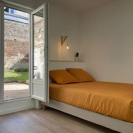 Garden Studio-jardin-spacieux-emplacement Ideal